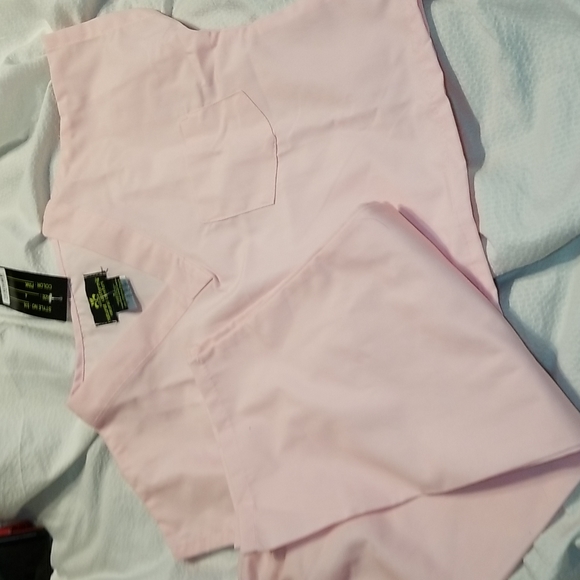 NWT KIDS MEDICAL SCRUBS PINK SIZE 4 - Picture 4 of 7